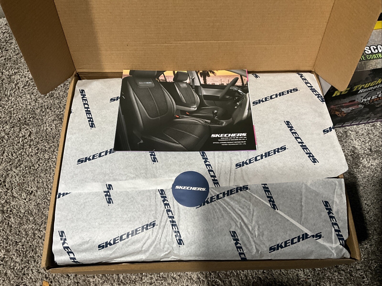 Skechers Front Seat Car Covers for Ford Escape and SUVs New in Box