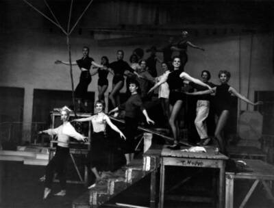 The dancers corps de ballet Le Bluebell Wanda Osiris theatre compa- Old Photo 3
