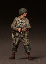 SOGA MINIATURES SERGEANT 82st AIRBORNE IN BATTLE WWII 1:35 3543