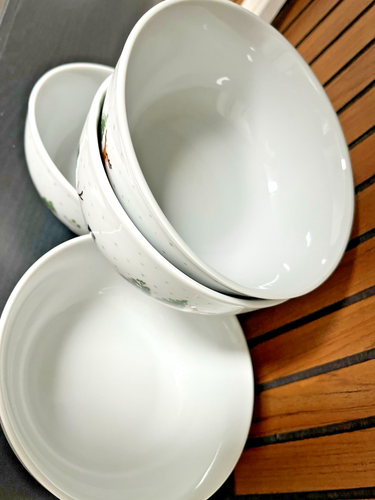 Williams Sonoma Snowy Day Cereal BOWLS 5 1/2" Snowman Deer Trees 4 Pc SET New - Picture 4 of 6