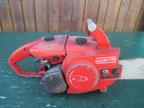 Vintage HOMELITE XL-1 Chainsaw Chain Saw with 18" Bar - Picture 9 of 10