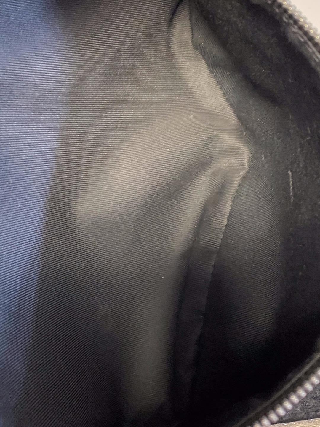 Louis Vuitton Discovery PM Monogram Eclipse Bumbag - image 12