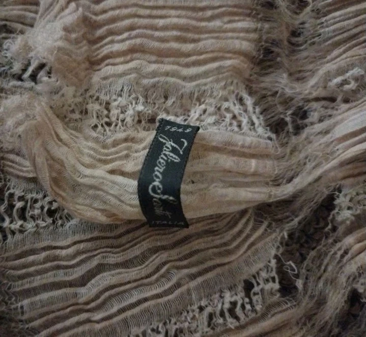 Bufanda de seda modal de encaje marfil Faliero Sarti Italia Foto 4 de 4