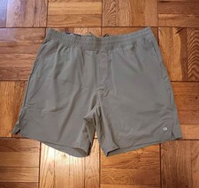 GapFit Men's NWT Sage Green Active Shorts Size Large Elastic Waist Quick Dry