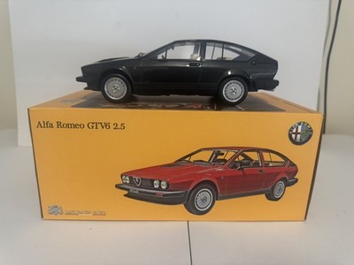 Extrem Selten 1:18 Laudoracing 1980 Alfa Romeo GTV 6 grau metallic LM110A
