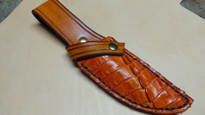 HAND MADE 100% GATOR LEATHER KNIFE SHEATH  4"