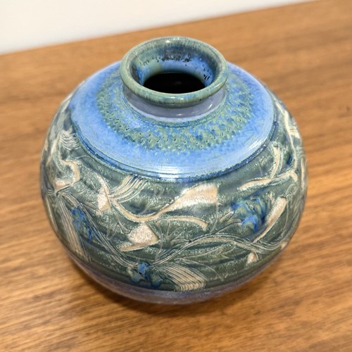 Japanese Studio Art Pottery Amiko Matsuo Sgraffito Bulb Bud Vase Blue Green 4.5" - Picture 6 of 8