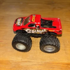 Hot Wheels Monster Jam Grinder Monster Truck - 1:64 - Advance Auto Parts - Rare