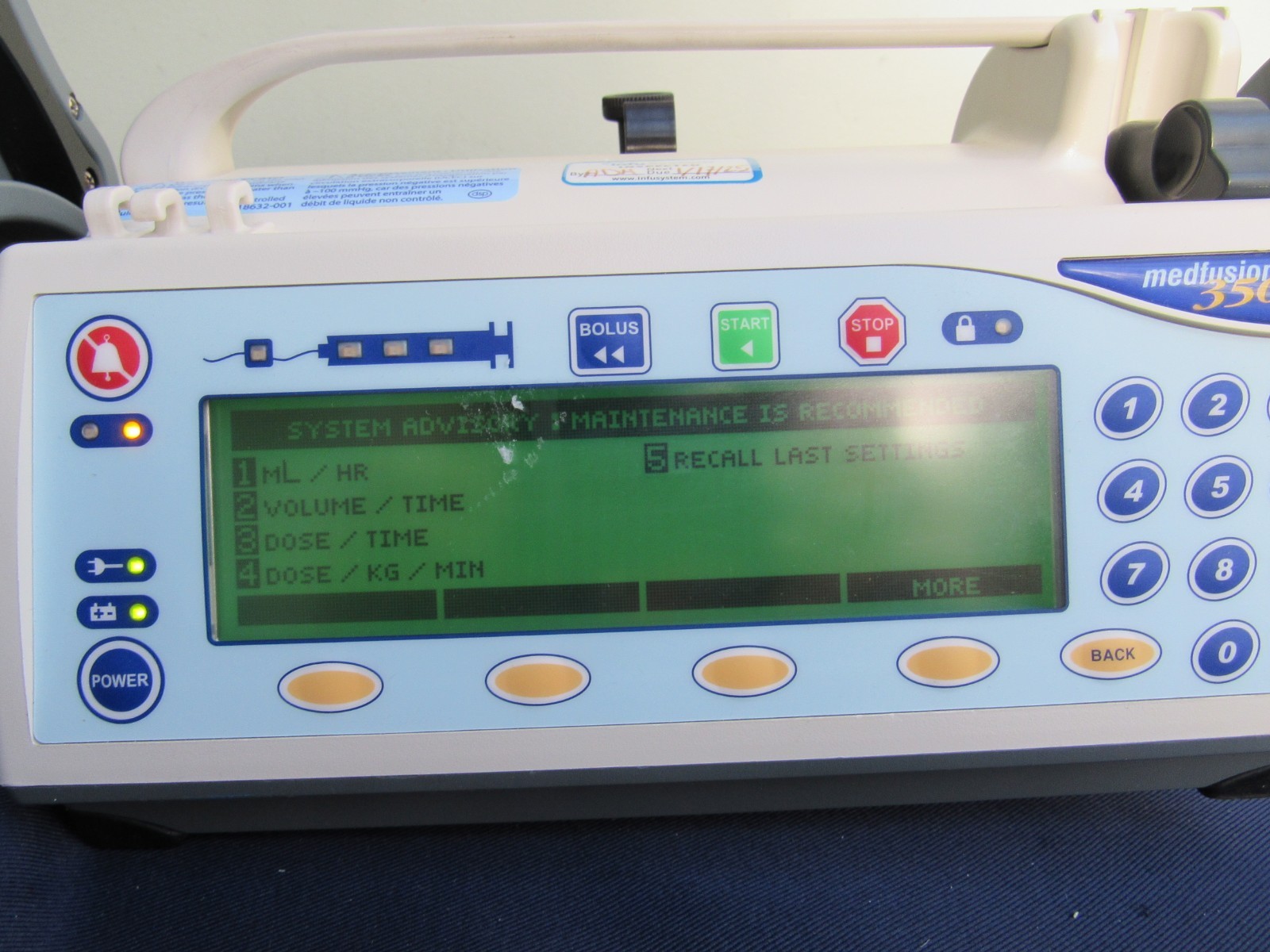 Smiths Medfusion 3500 Infusion Pump v6.0.0 w/ Pole Clamp and PharmaGaurd