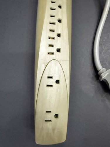 Rare. Power Sentry Surge 6 Outlet Army Green Electric Surgeprotector Model #620. - Bild 4 von 18