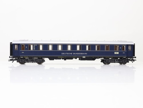 Märklin H0 Personenwagen Abteilwagen 16310 Mü 2.Klasse DB blau / NEM | Condition: Gebraucht