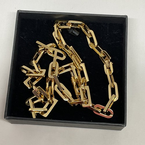 Chunky Gold Tone Oblong Links NECKLACE 54cm long Retro 1980's Vintage - Picture 2 of 9