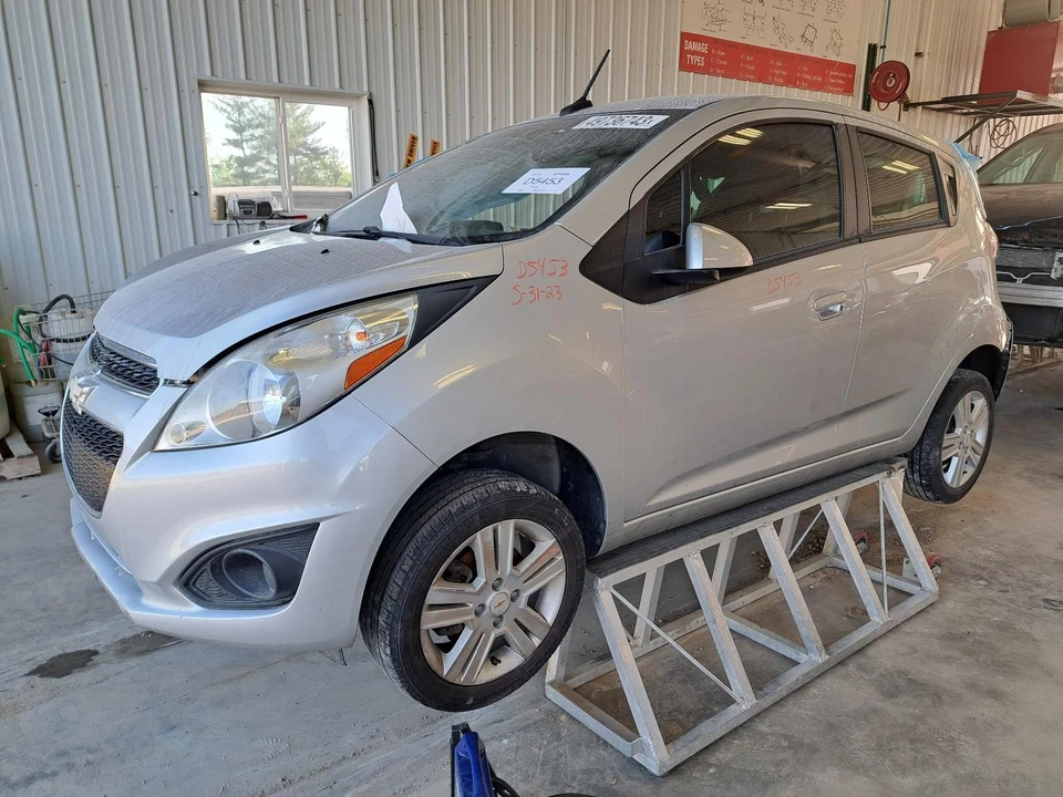 Conjunto de faros derechos usados se adapta a: Chevrolet Spark 2014 grado derecho A Foto 3 de 4