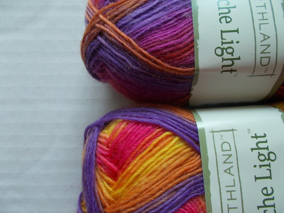 Northland Apache Light gradient 100% wool yarn, Harmony, lot of 2 (153 yds ea) - Image 2 of 2