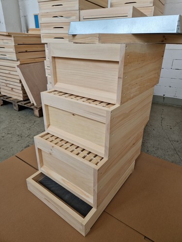 Zander Bienenbeute Nach Dr. Liebig - Massivholz & Sofort Einsatzbereit