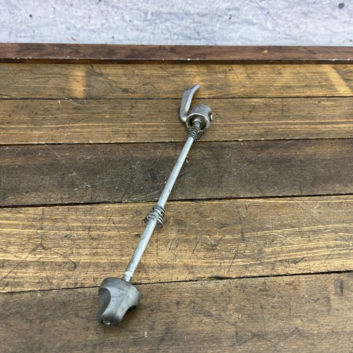Vintage Campagnolo Skewer Rear 130 mm Curved Script Brev Camp Made In Italy C1 - Picture 3 of 8