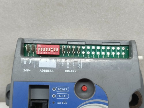 JOHNSON CONTROLS MS-VMA1617-0 VAV CONTROLLER - Picture 12 of 13