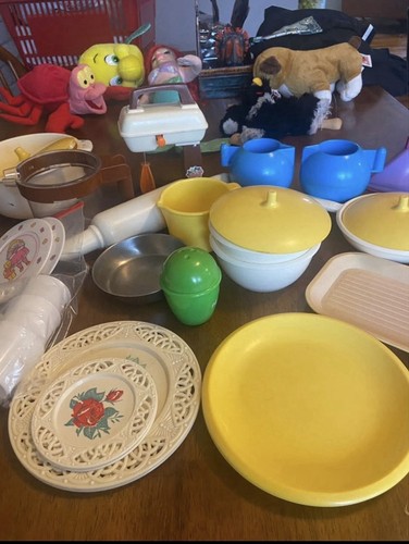 Kitchenware toys lot used little tikes, fisher price and generic