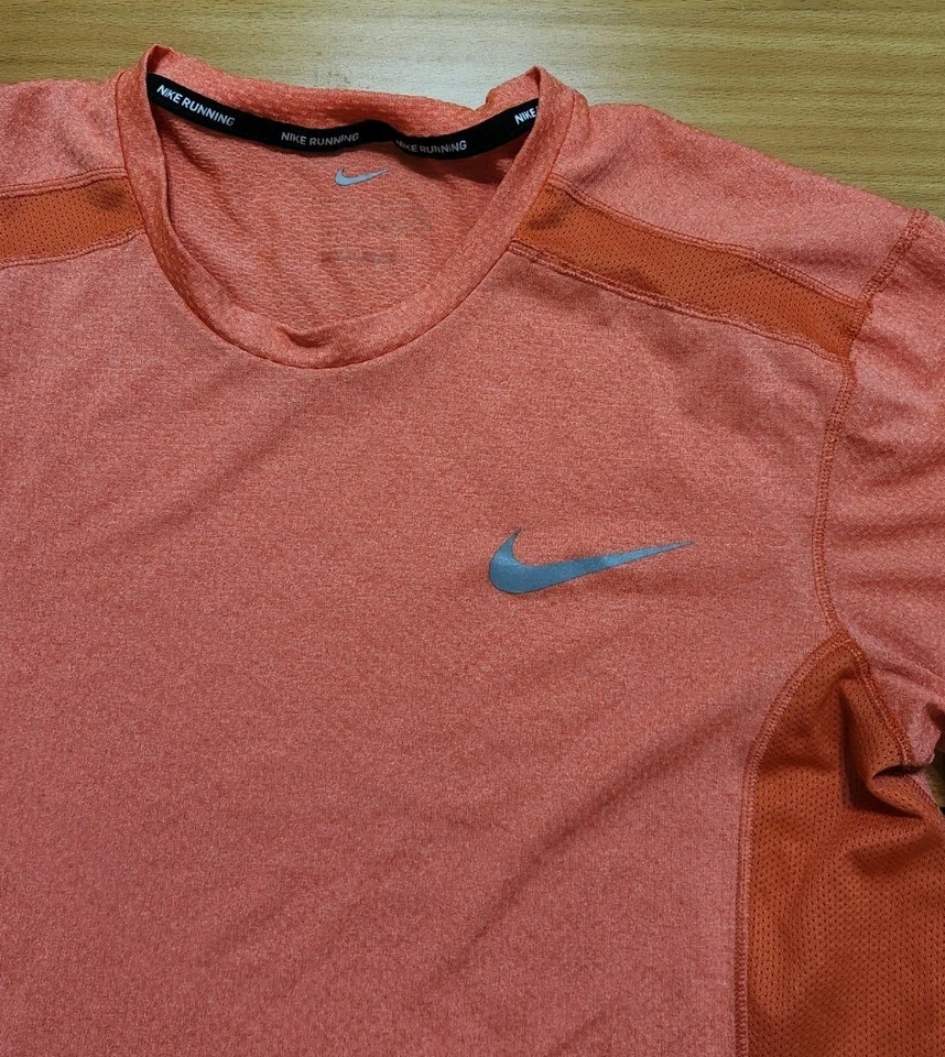 Camisa Nike Dri-Fit Performance Talla Pequeña Naranja Brezo Atlética Correr Entrenamiento Foto 2 de 4