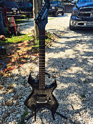 B.C. Rich Bronze Series Warlock Electric Guitar Black Solid 6-String 24F Strap
