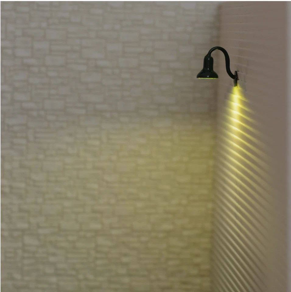 10 x OO / HO scale street bracket light model wall lamp posts LED building #R56 - Image 3 of 4