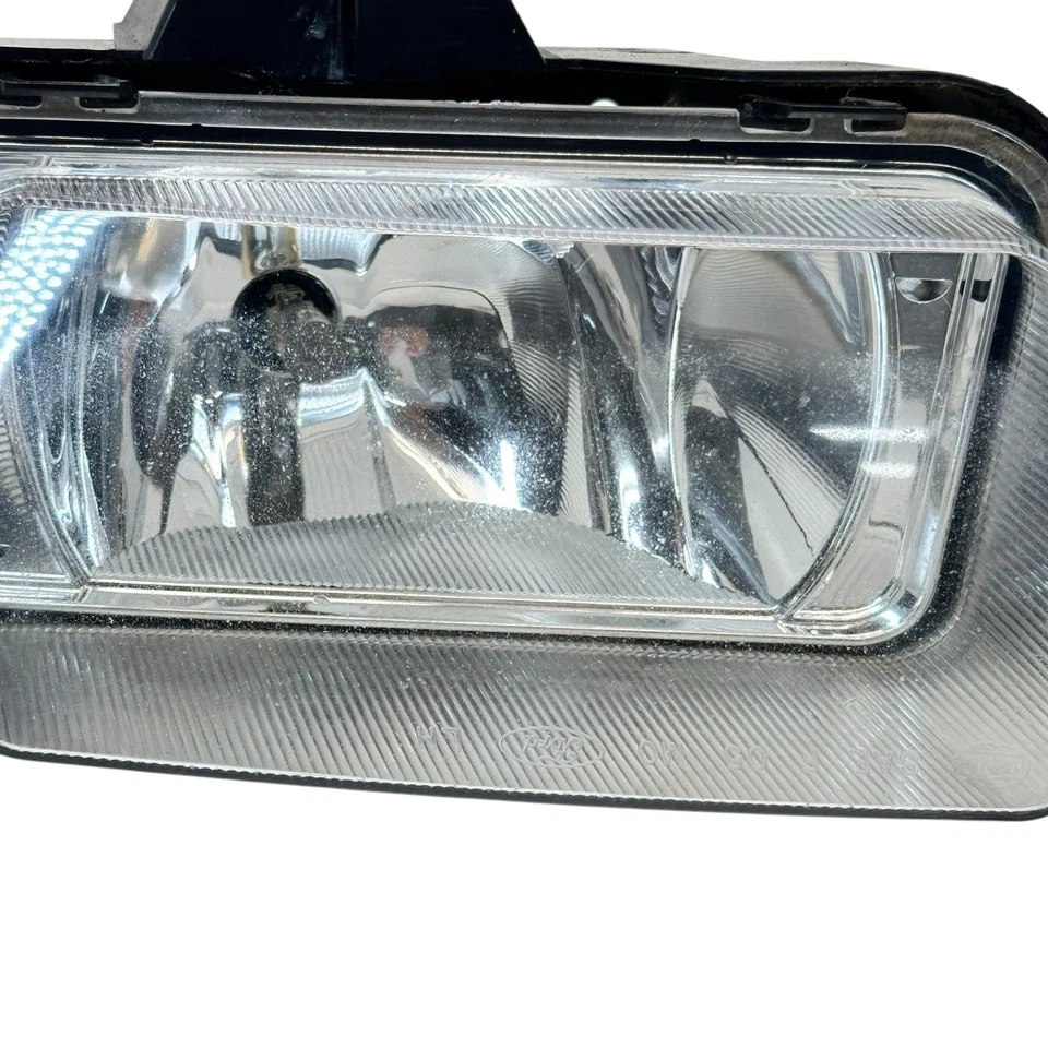 Luz antiniebla del lado izquierdo del conductor Mercury Montego 2007 fabricante de equipos originales 05 06 07 Foto 2 de 4
