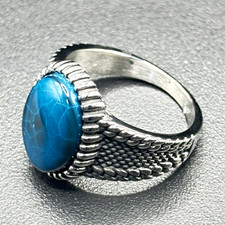 Silver Tone Ring with Oval Lapis style stone UK-X
