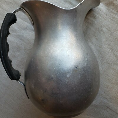 Wear-Ever Aluminum Pitcher #4673 1/2 10