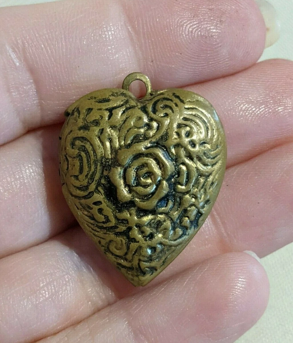 Vintage Style Heart Pendant Locket Brass Tone PDT O