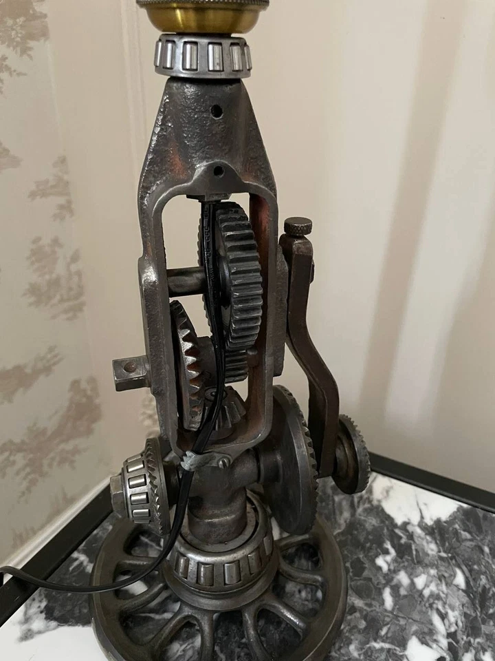 Lámpara Decorativa Steampunk Hecha a Mano Edison, Única y Rara, 50 cm de Altura, 2,5 kg Foto 4 de 4