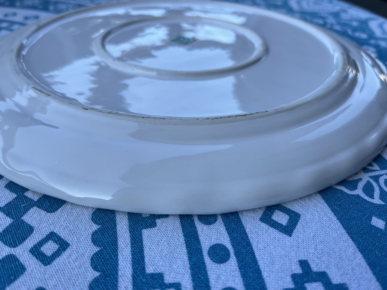 PartyLite Candle Round Cake Serving Plate 11" Ceramic Ivory Geometric