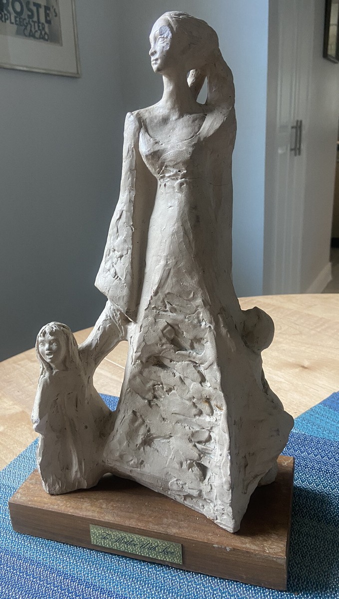 Vintage 1978 Austin Productions Sculpture Mother & Child Pre