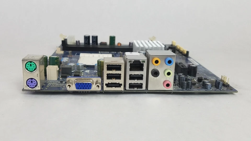 Placa Base De Escritorio Acer MB.NAN07.001 AMD Socket AM2 DDR2 SDRAM - Imagen 2 de 4