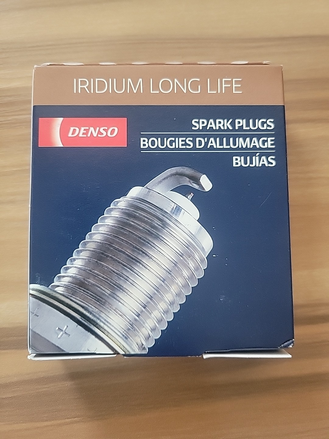 Denso FK20HR11 Long Life SPARK PLUGS 4-Pack Brand New Unopened 