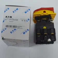 1pc New Disconect switch P3-100/V/SVB DHL SHIPPING #F22