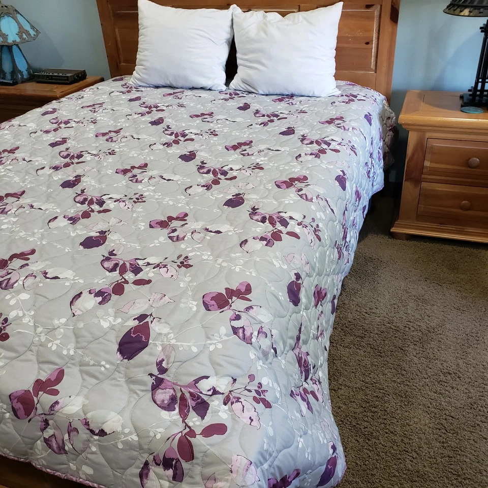 Living Quarters Sophia 被子被子 Queen 88x88 紫色 灰色 花卉 双面 — 第 4/4 张图片