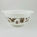 Vintage PYREX Early American Mixing Bowl Cinderella 441 1-1/2 PT White Brown USA