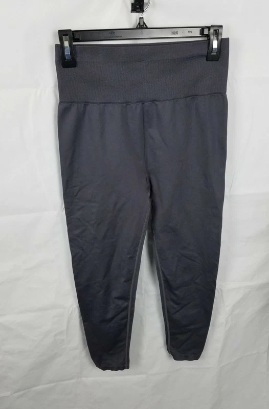 fabletics seamless high-waisted 7/8 active gym leggings