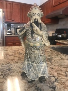 JADE CHINESE PHILOSOPHER STATUE 12 IN BONE & HORN SCRIMSHAW ENGRAVED DETAIL WORK