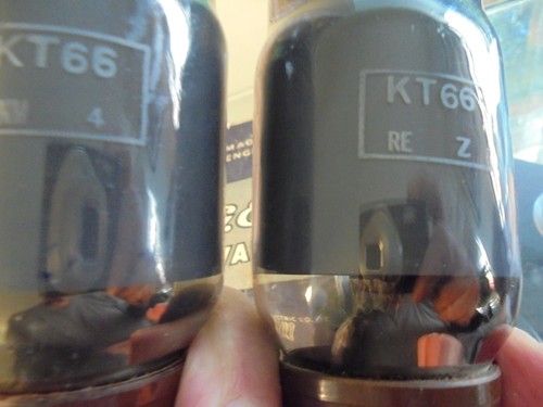 GEC KT66 BRITISH PAIR OF OLD STOCK TESTED GOOD GREY GLASS VINTAGE VALVES TUBES - Picture 4 of 10