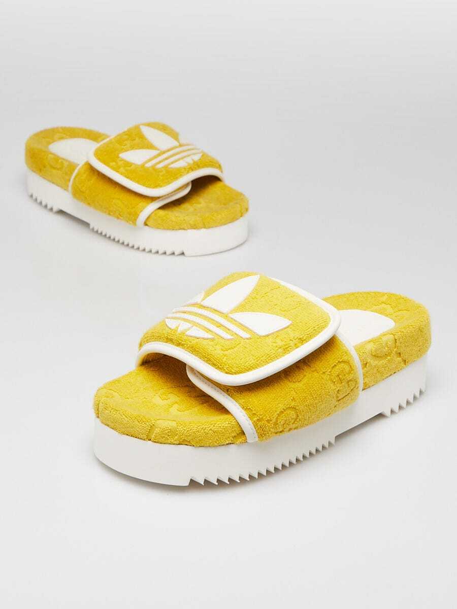 アディダス グッチイエロー スライドサンダル Gucci x Adidas Yellow/White Terry Cloth/Leather Platform