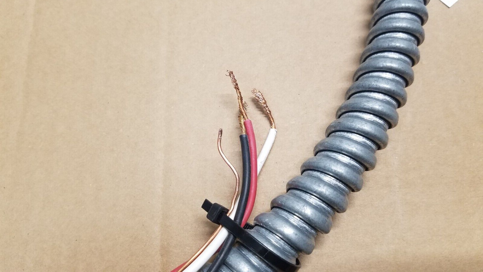 Part WB18T10221 Genuine OEM GE Wall Oven CONDUIT WIRE ASSEMBLY (Power