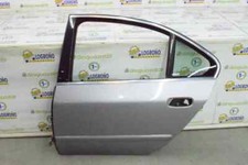 Porte arrière et accessoires Peugeot 204