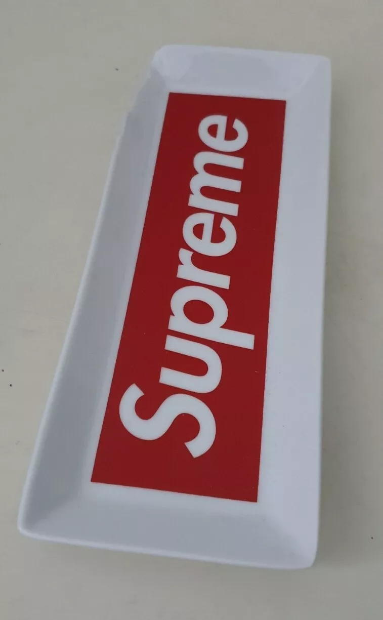 FW14 Supreme Rouge Boîte Logo Blanc Cendrier Céramique Abîmé Neuf Avec Défaut