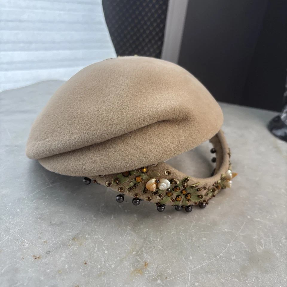 Cuerpo de sombrero estilo boina francesa de la década de 1920 diseñado por Phil Stramm hecho en Francia Foto 2 de 4
