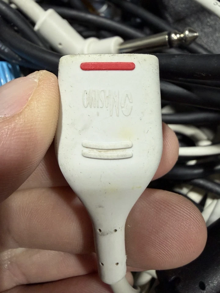 Lote de 35 libras de cables de monitor de hospital Masimo, Ge, Hill Rom ECG llamada campana Foto 4 de 4