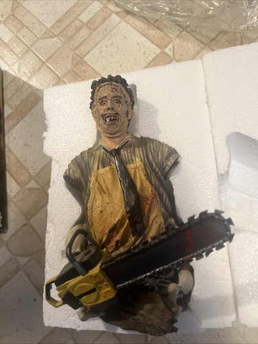 Neca The Texas Chainsaw Massacre Leatherface Mini-Bust Like New Rare