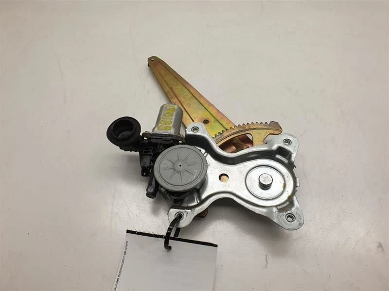 Toyota 4runner SR5 2004 deportivo lado del conductor puerta trasera ventana conjunto regulador Foto 2 de 4