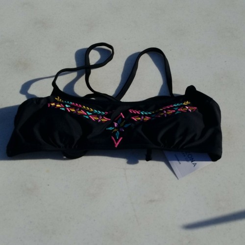 NWT WOMEN'S Arizona Swimsuit Swimwear Bikini Black Embroidered Top, S L XL - Picture 3 of 4