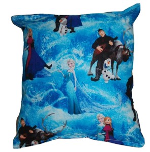 Frozen-Pillow-Disney-Frozen-Pillow-HANDMADE-In-USA-Toddler-Travel-Daycare